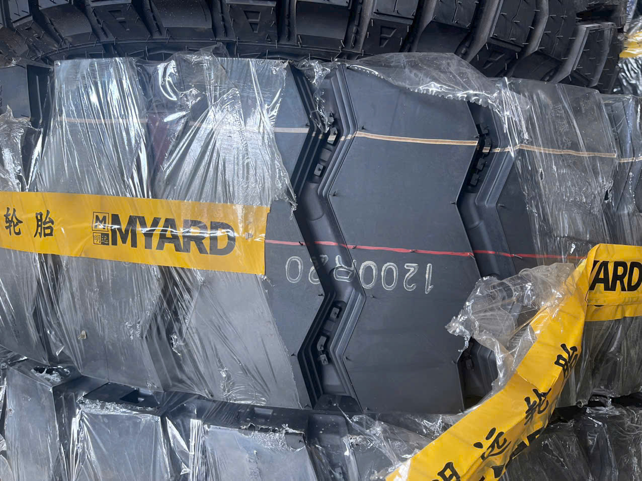 ĐẠI LÝ CUNG CẤP LỐP XE TẢI, LỐP XE BUYT GIÁ RẺ BÌNH DƯƠNG, TP .HCM